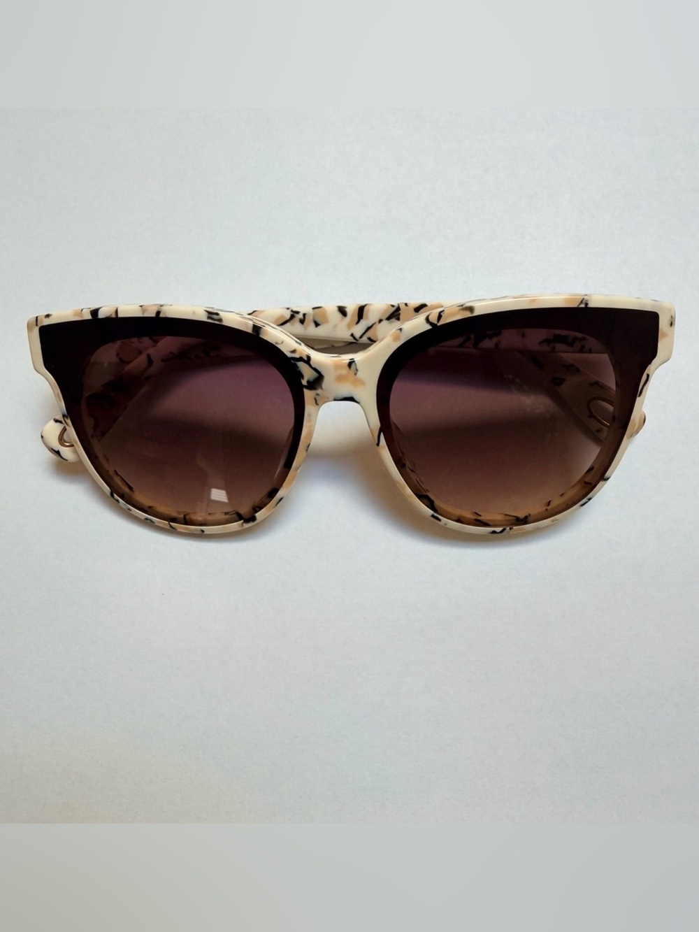 Lele Sadoughi LSSC0378 Oversized Cat Eye Sunglasses Cream Tortoise